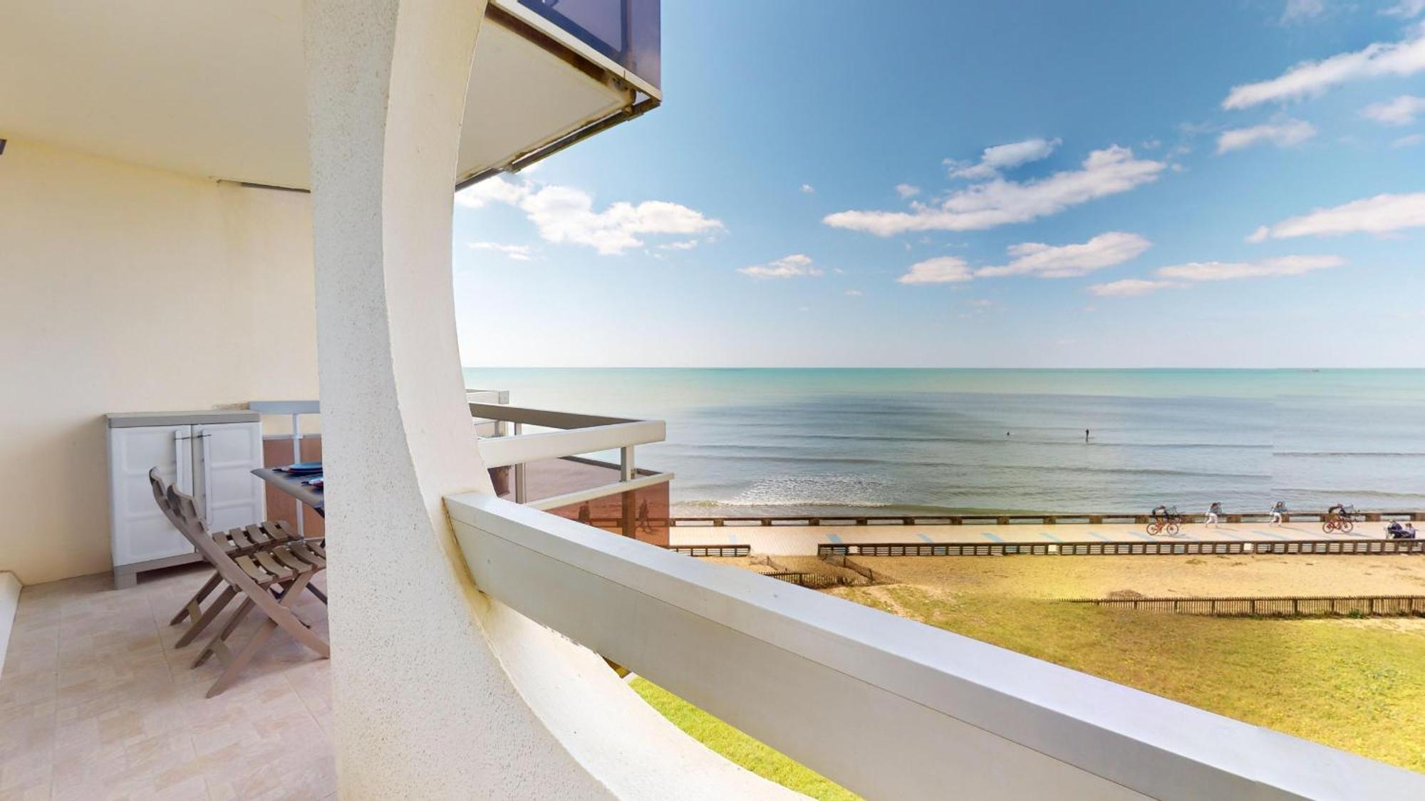 Panoramic View Face Mer Saint-Gilles-Croix-de-Vie Exterior foto